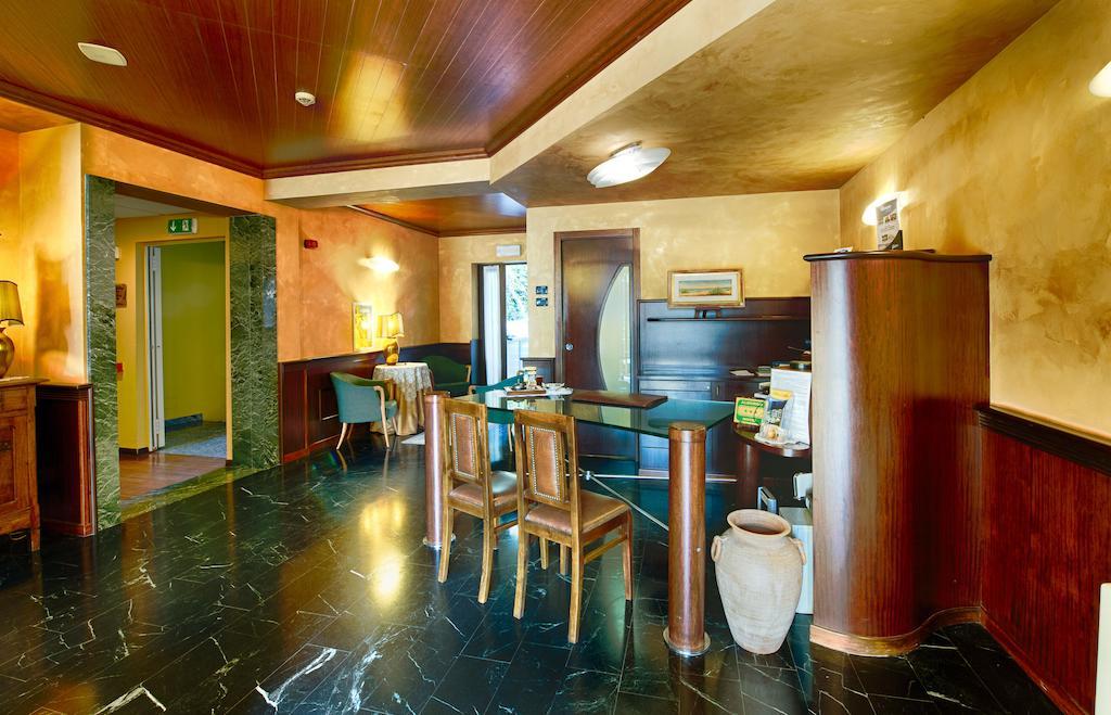 Hotel Au Soleil Сент-Винсент Экстерьер фото
